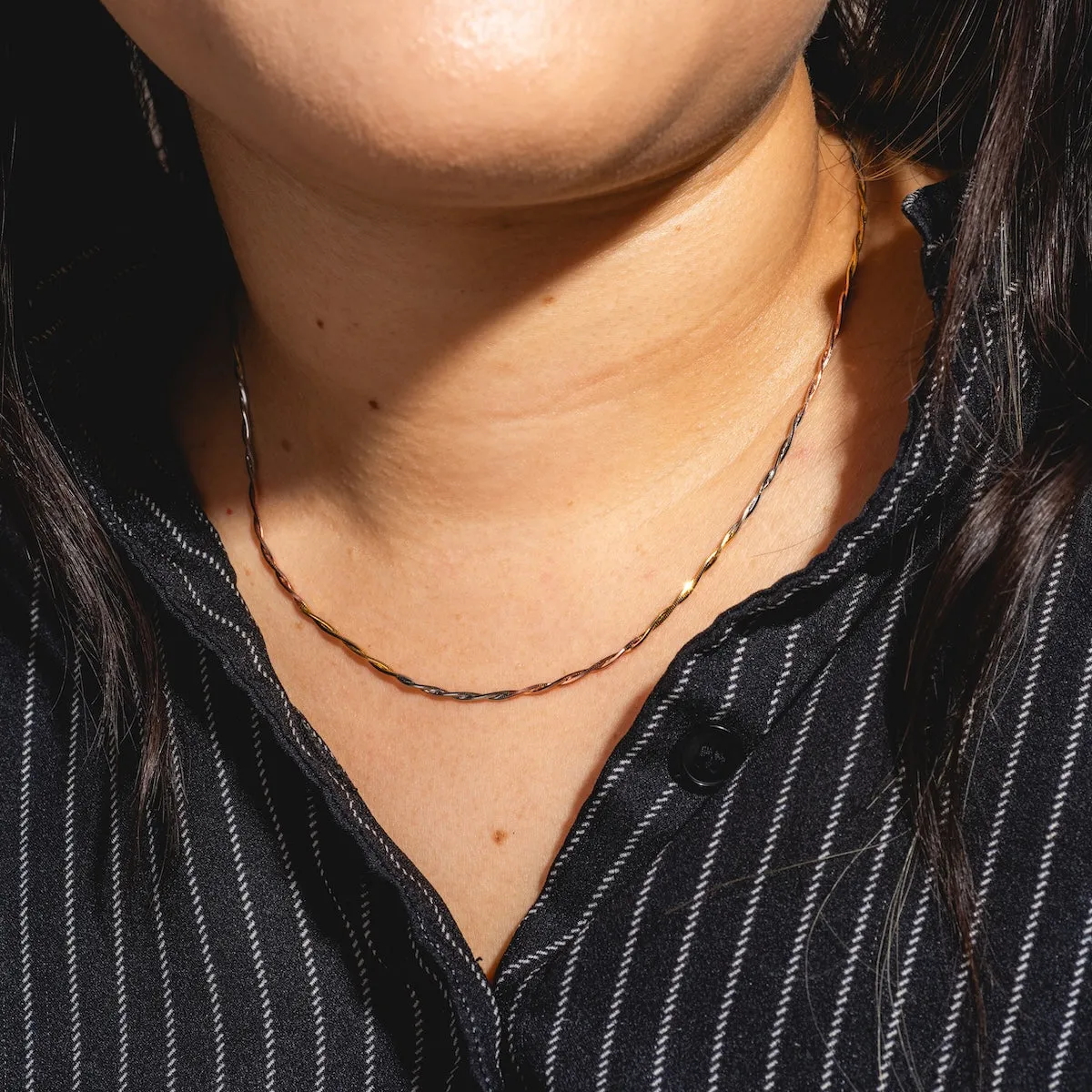 Mixed Metal Twisted Chain