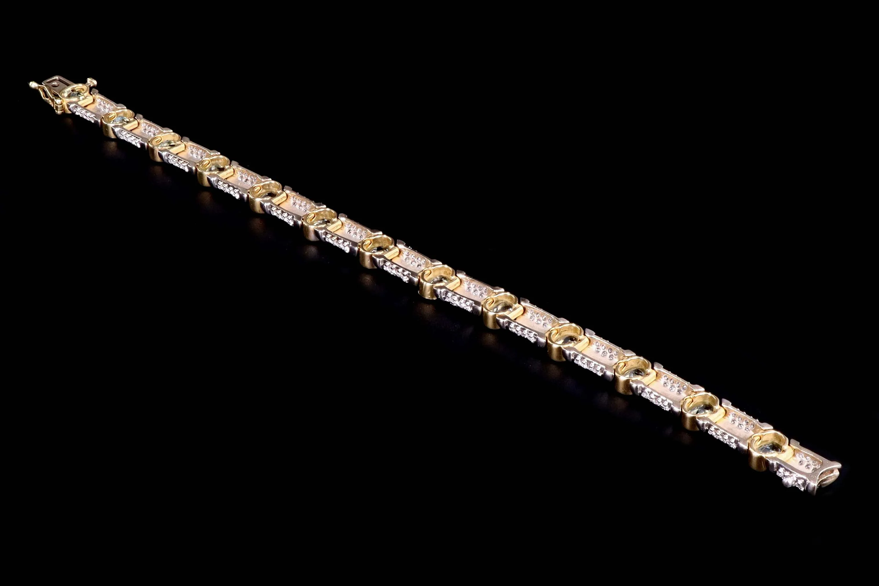Modern 14K Gold Aquamarine & Diamond Bracelet