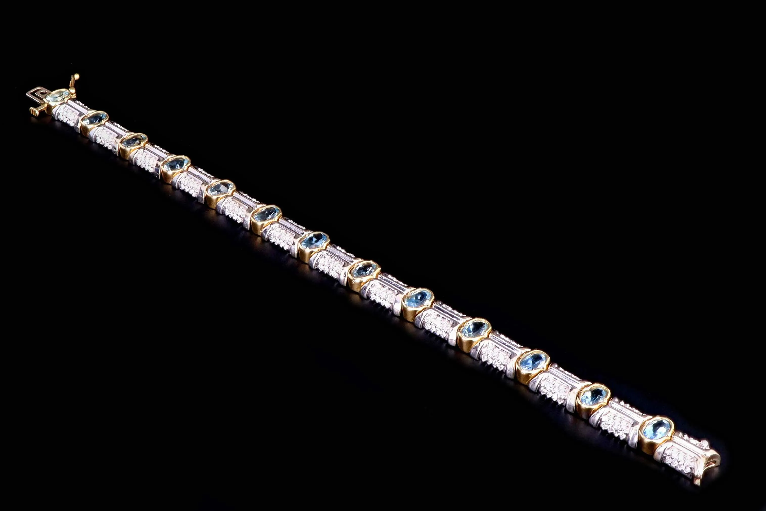 Modern 14K Gold Aquamarine & Diamond Bracelet
