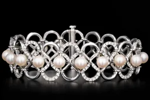 Modern 18K White Gold 6MM Pearl and Diamond Bracelet