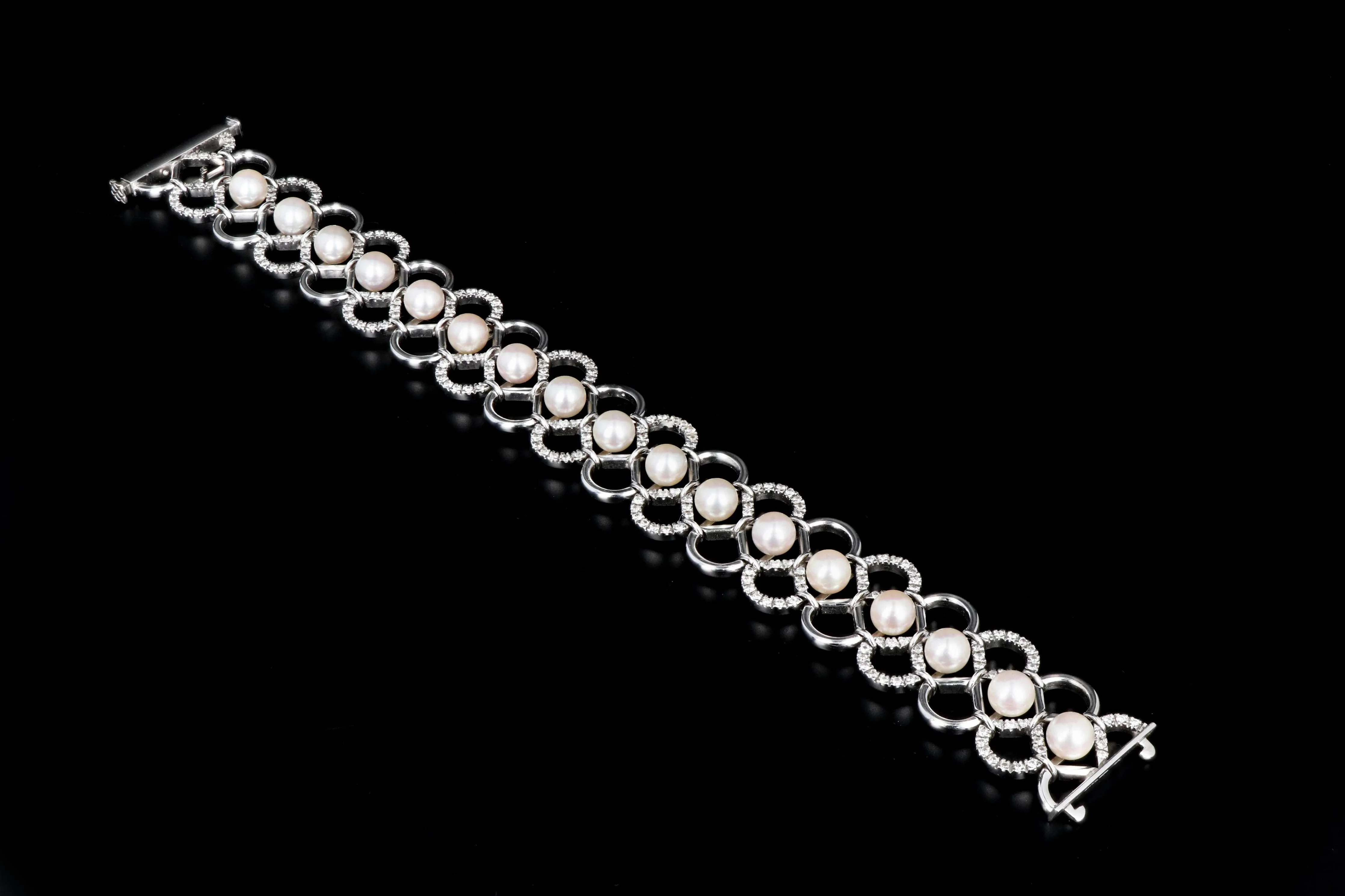Modern 18K White Gold 6MM Pearl and Diamond Bracelet