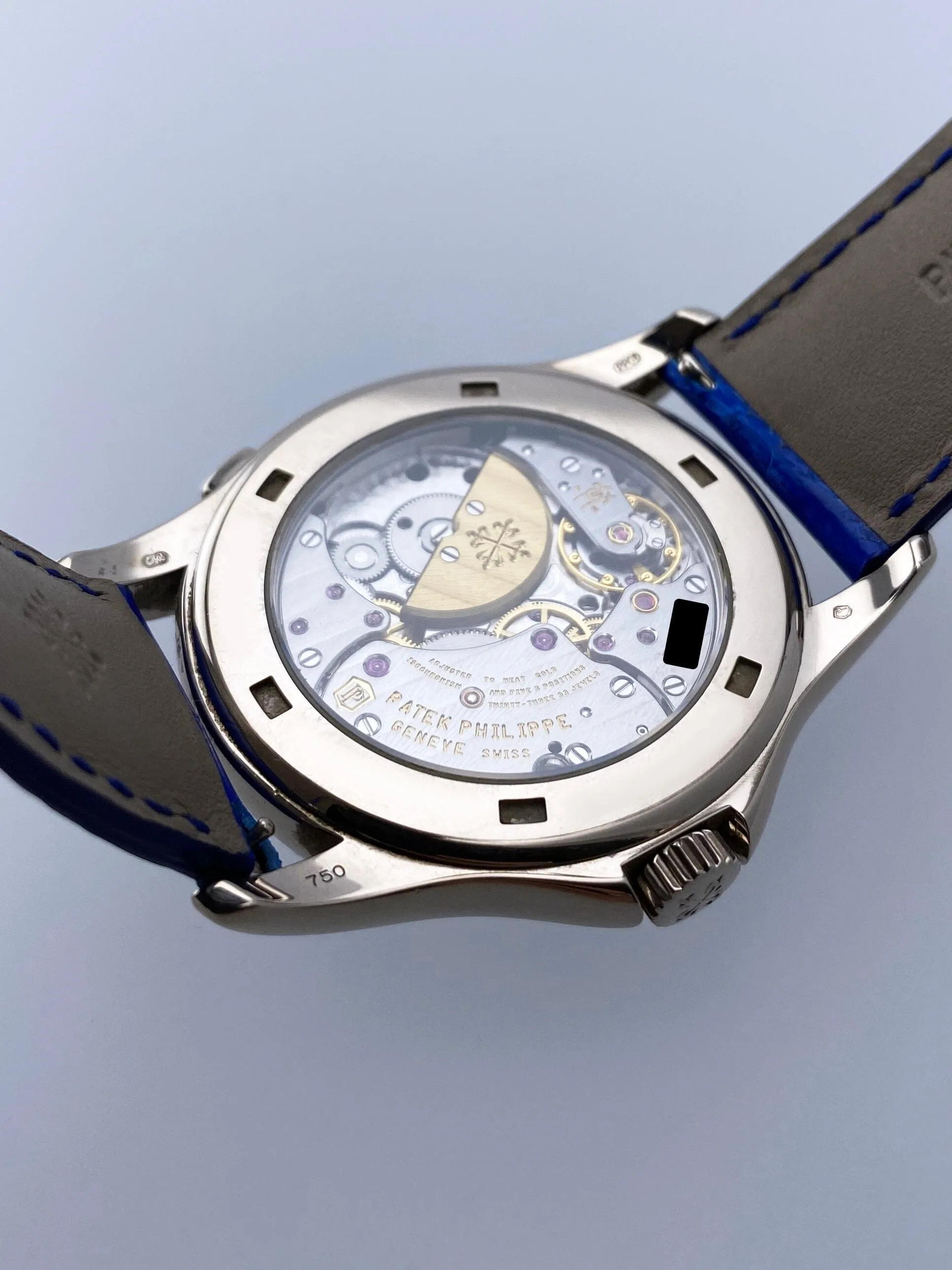 Patek Philippe Complications World Time 5130G Mens Watch Box Papers