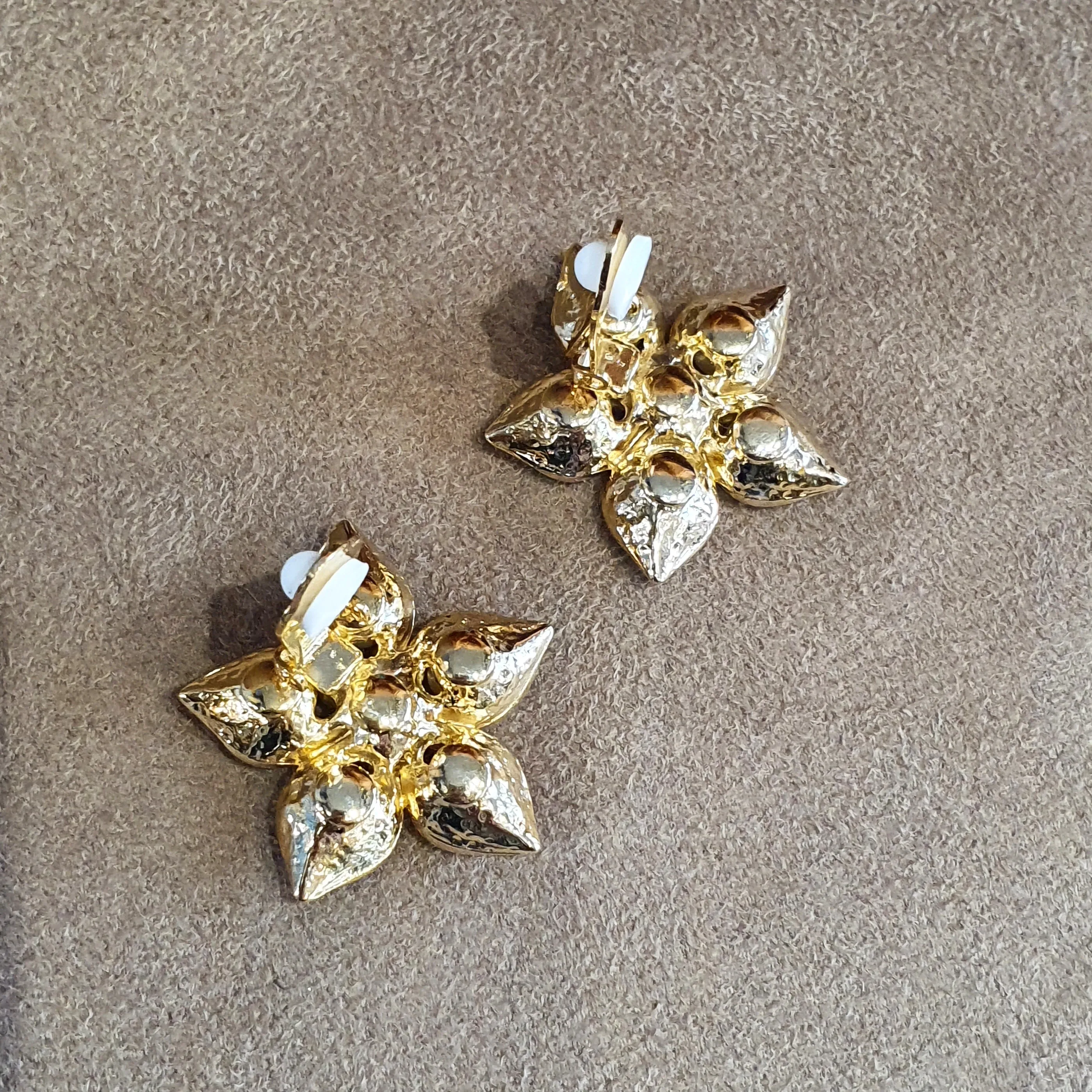 Pearl  flower earrings Cala Lily collection