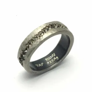 Platinum Hammered Fissure Band