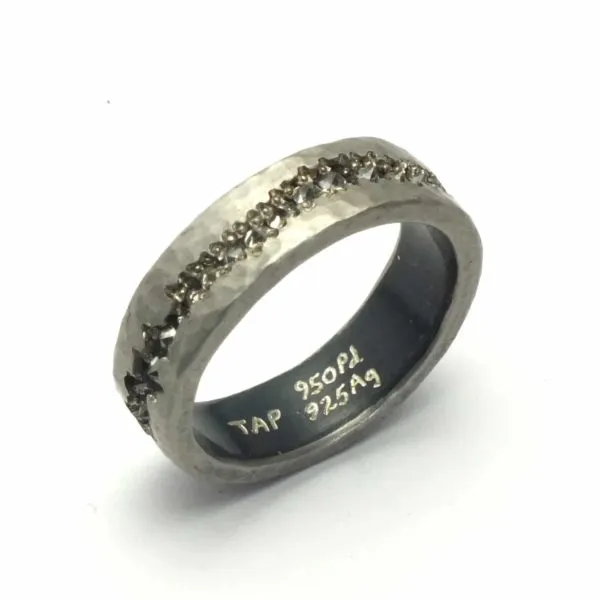 Platinum Hammered Fissure Band