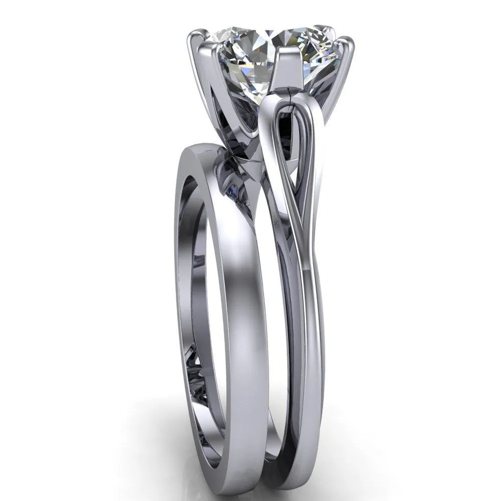 Portia Round Center Stone 6 Prong Split Shank Ring