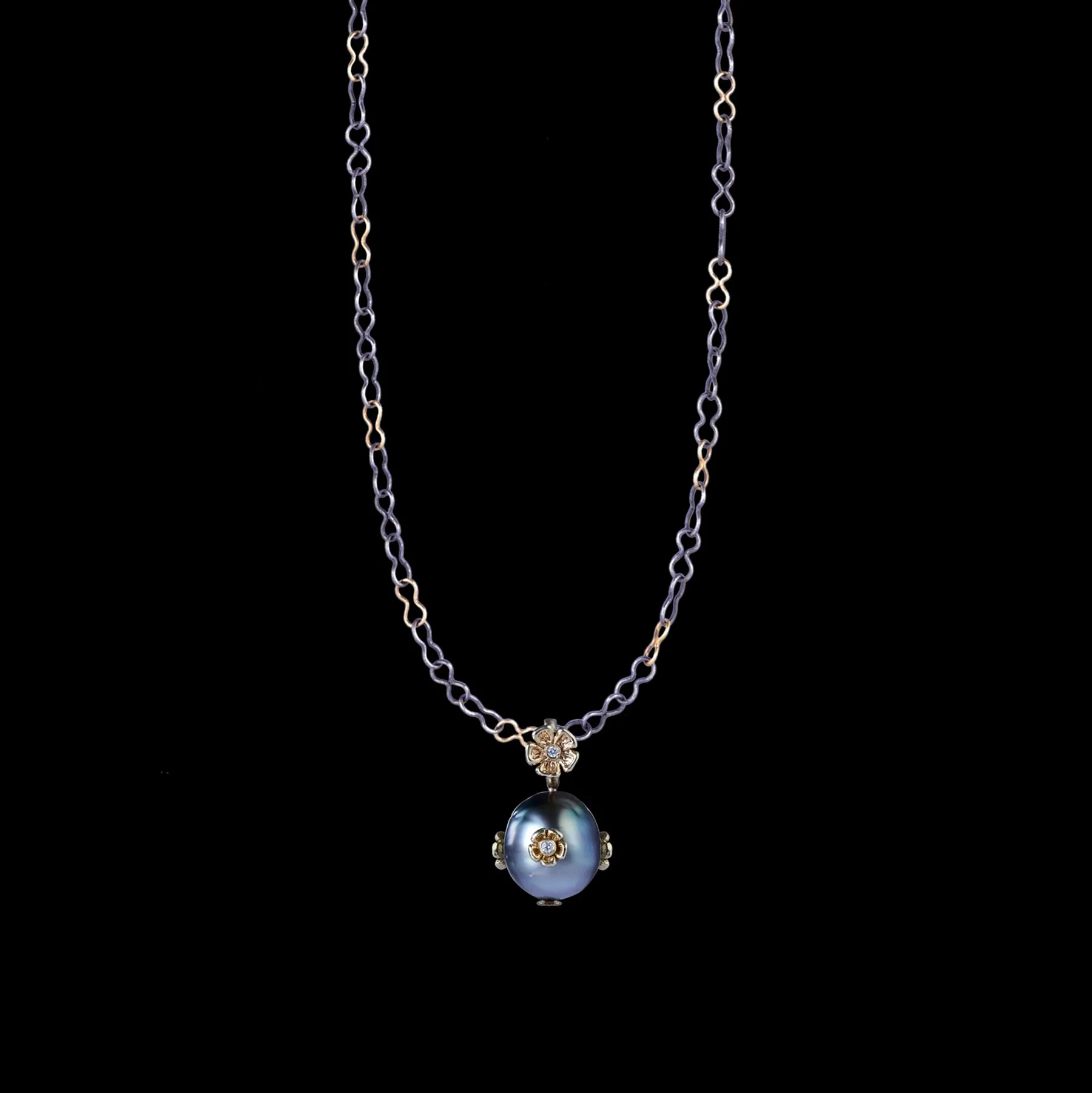 PRIMROSE MARIS TAHITIAN SEMI BAROQUE PEARL PENDANT ONE-OF-A-KIND