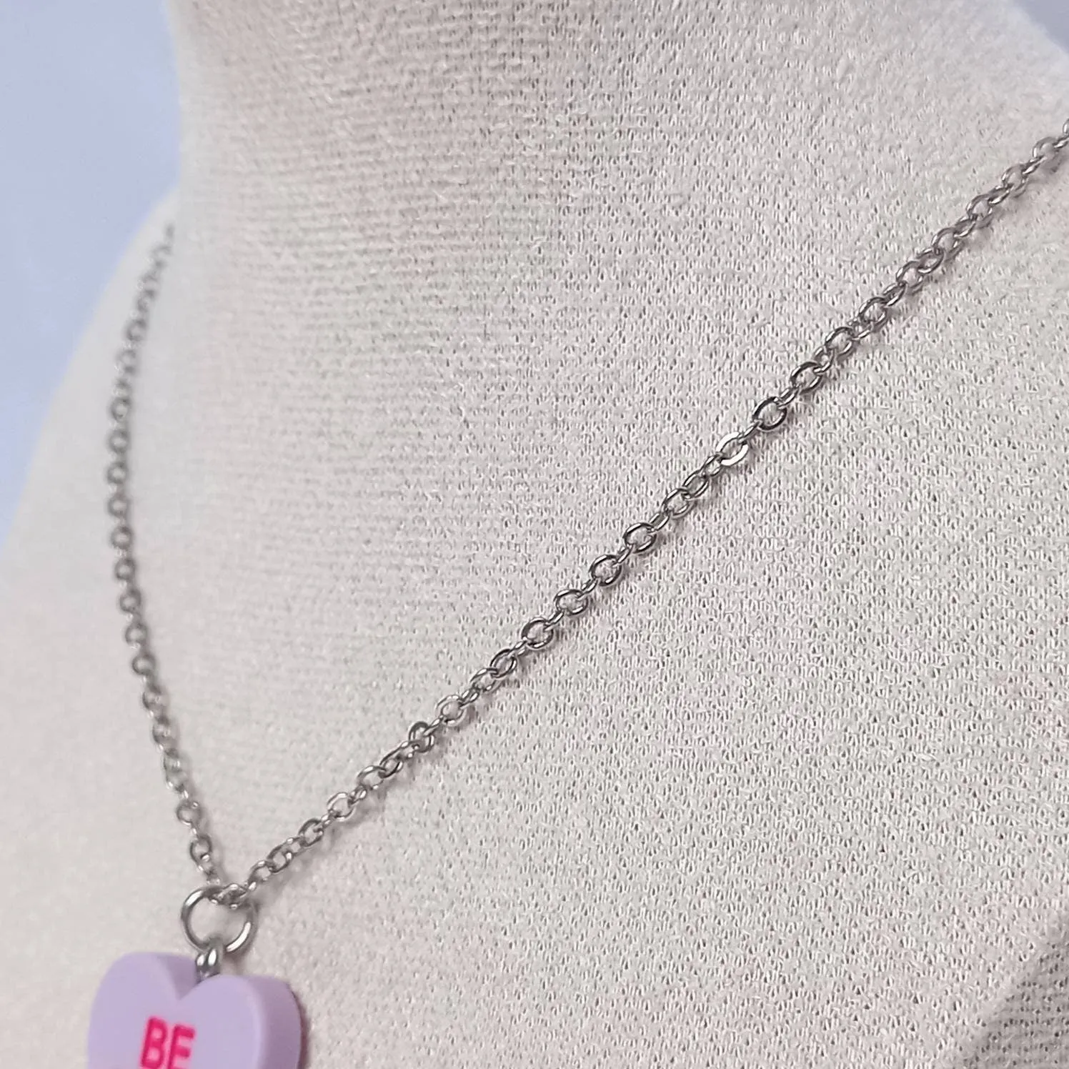 Purple & Silver Retro Heart Necklace - Purple Jewellery,Silver Necklaces In The UK, Lilac Necklace, Heart Necklaces,70's Style Necklace