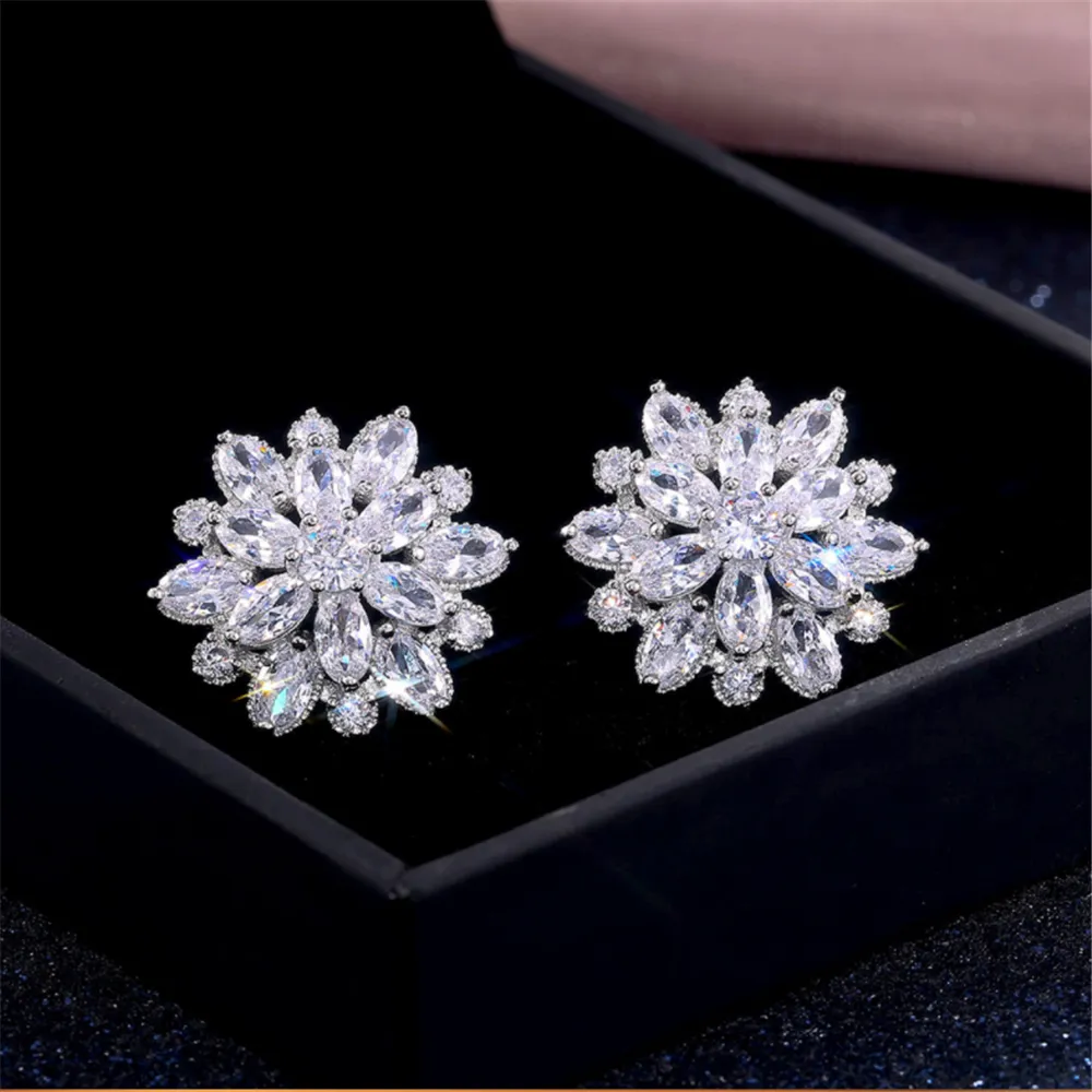 Rhinestones Crystal Snowflake Studs Earrings