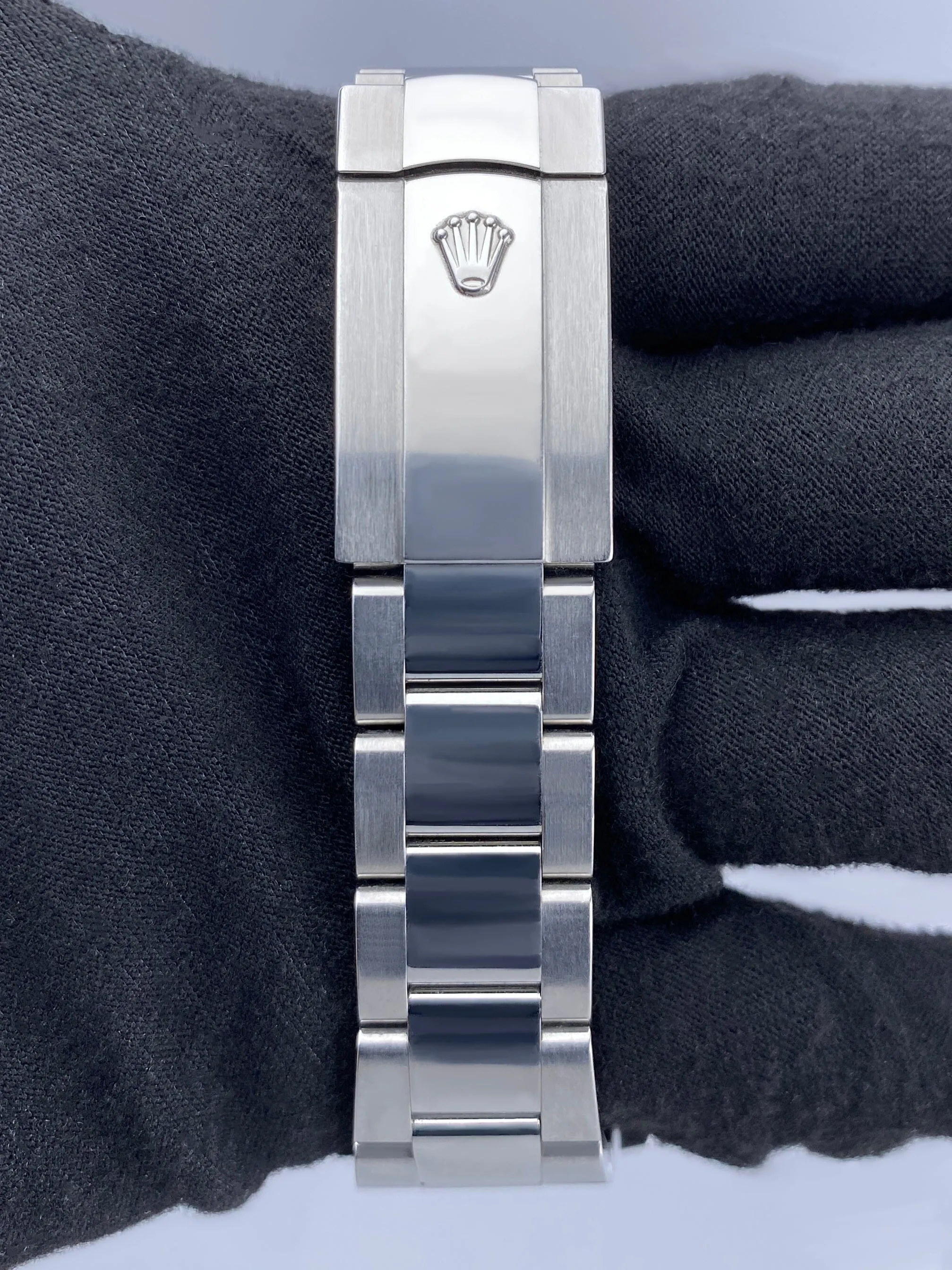 Rolex Datejust 41 116334 Blue Dial Mens Watch Box Papers