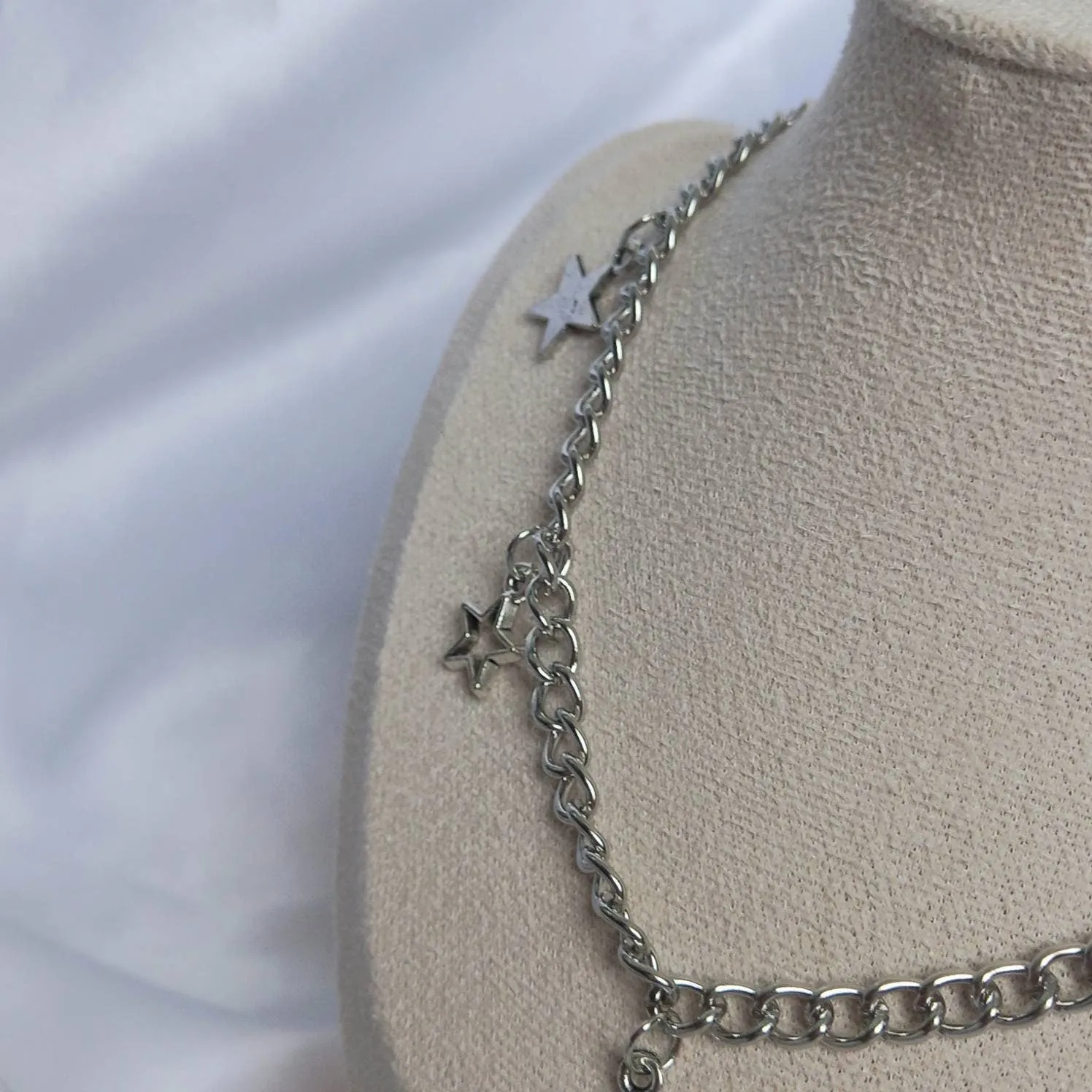 Silver Chain Star Necklace - Star Jewellery,Star Necklaces,Silver Necklace In The UK,Silver Jewellery,Chunky Necklaces,Chunky Jewellery