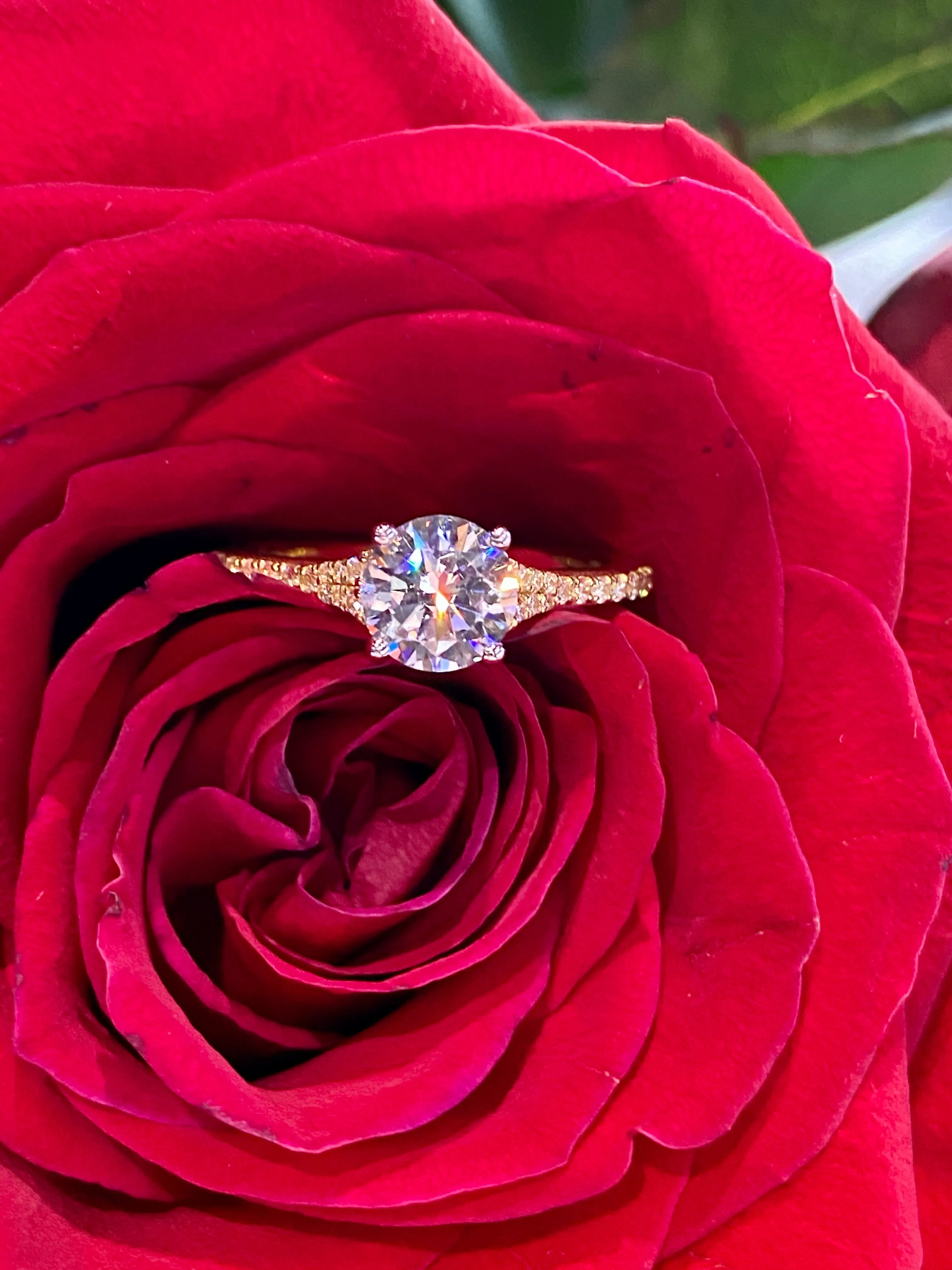 Simon G Engagement Rings Semi Mount in 18K Yellow Gold LR2507-RD