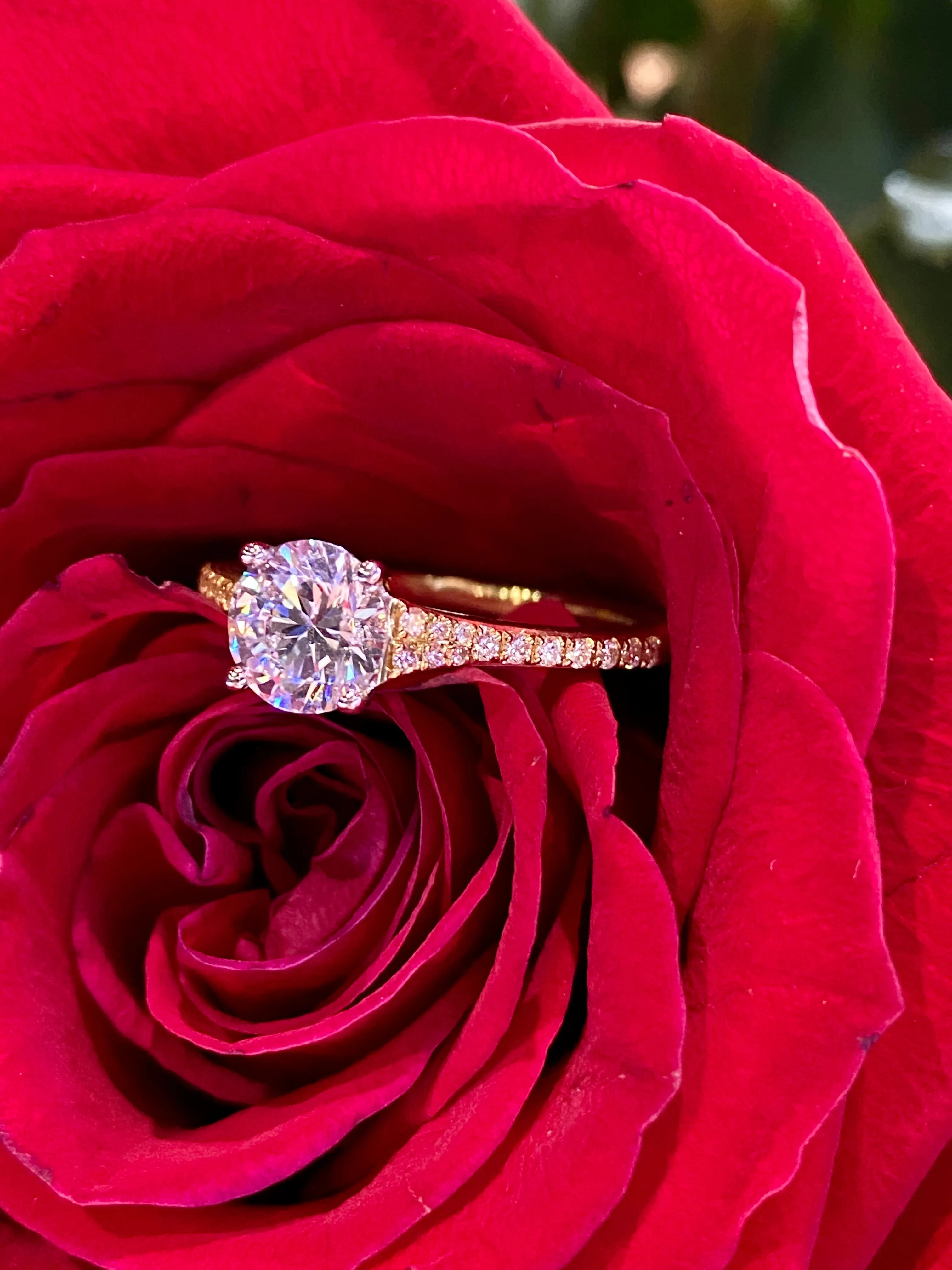 Simon G Engagement Rings Semi Mount in 18K Yellow Gold LR2507-RD