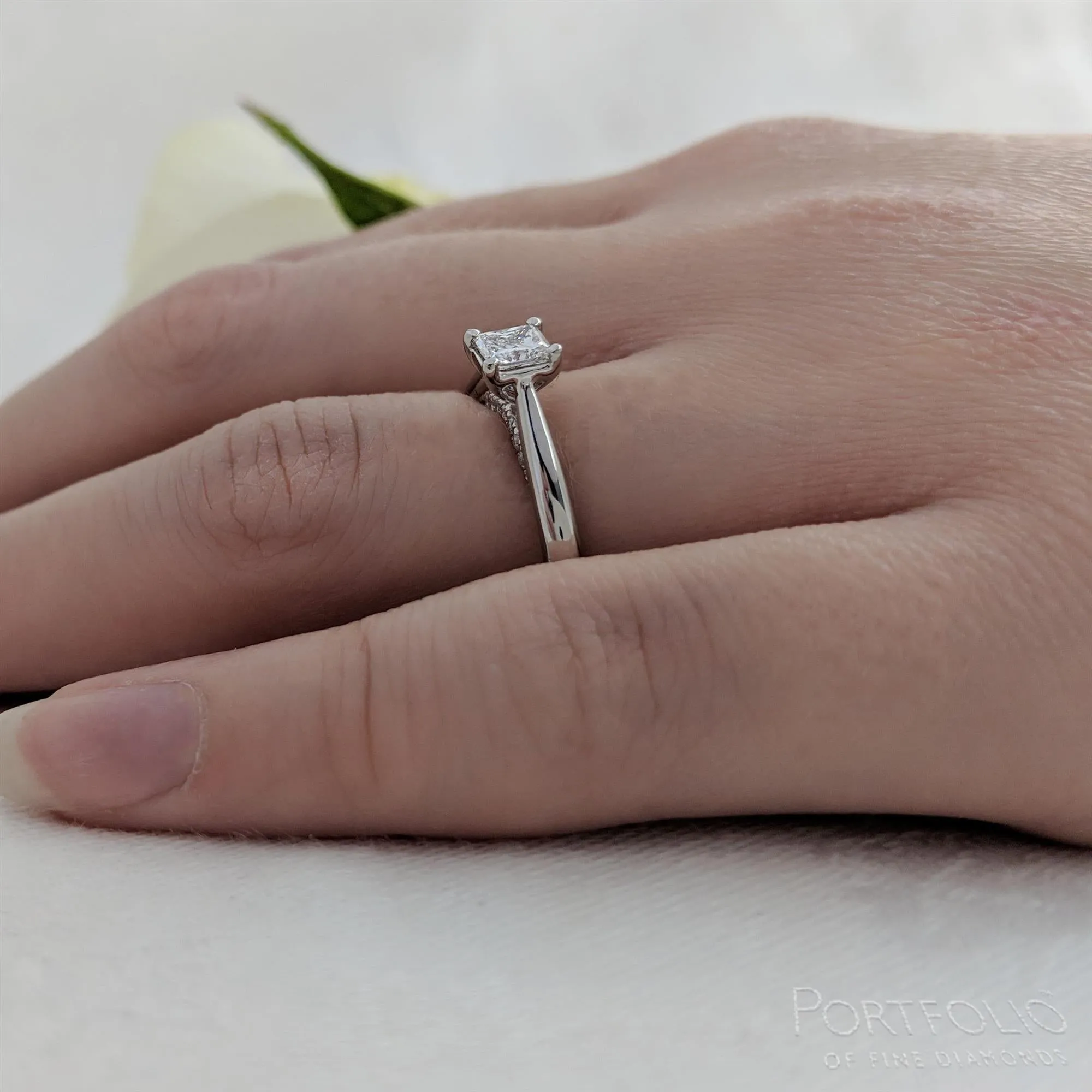Solitaire 0.30ct G VS2 Diamond Platinum Ring