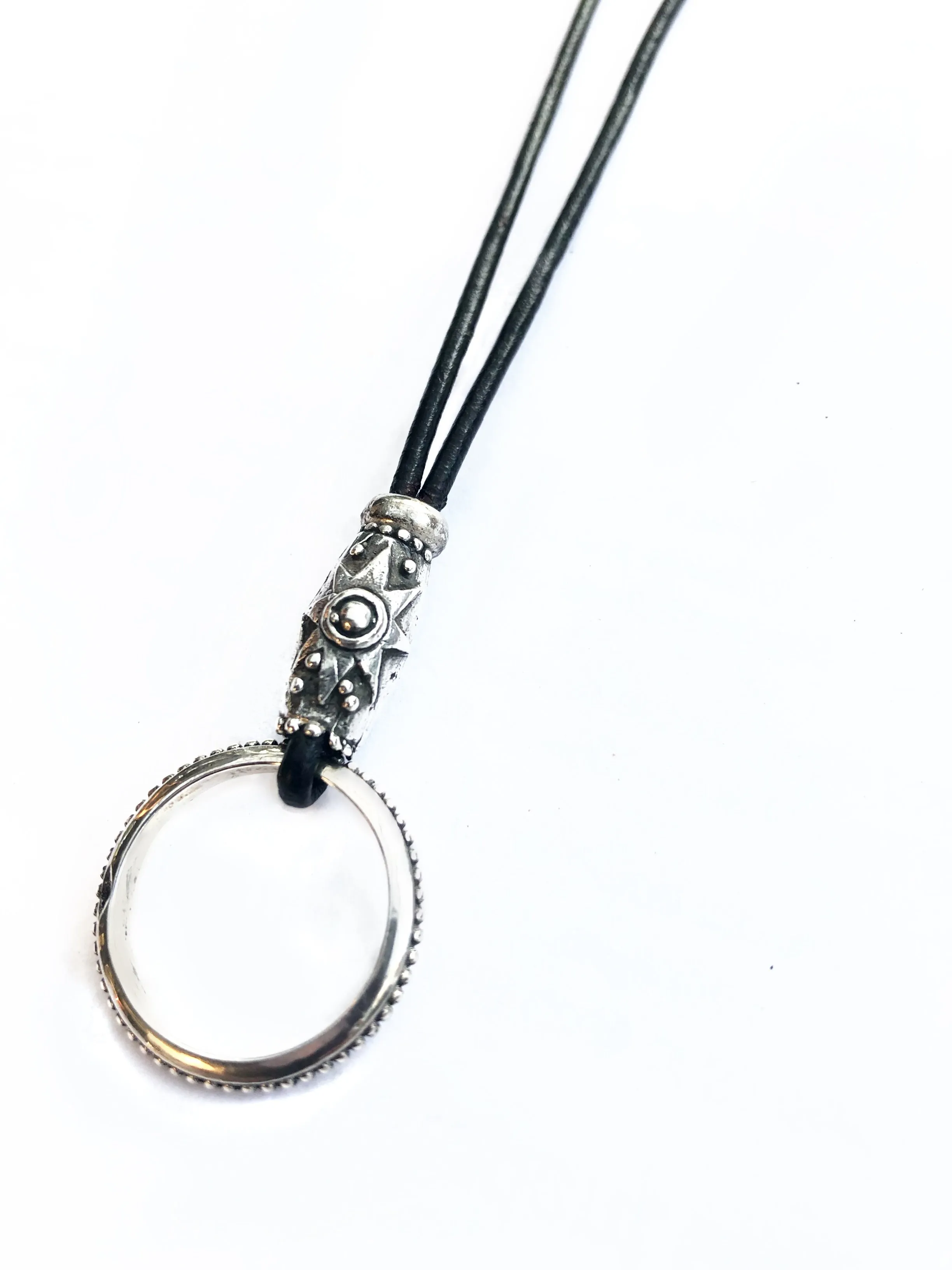 Star Light On Leather Eyering Necklace