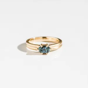 Teal Montana Sapphire East-West Ring in 14k Gold