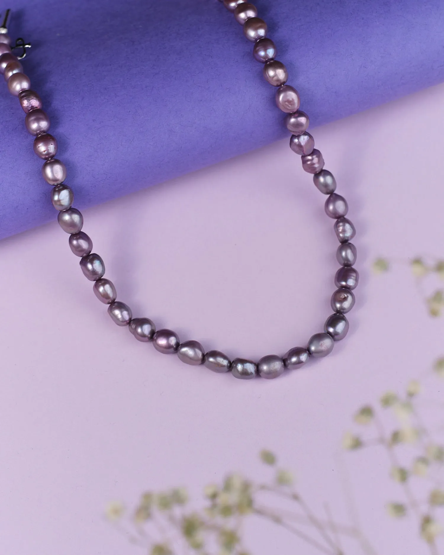 The Splashy Sleet Pearl Necklace