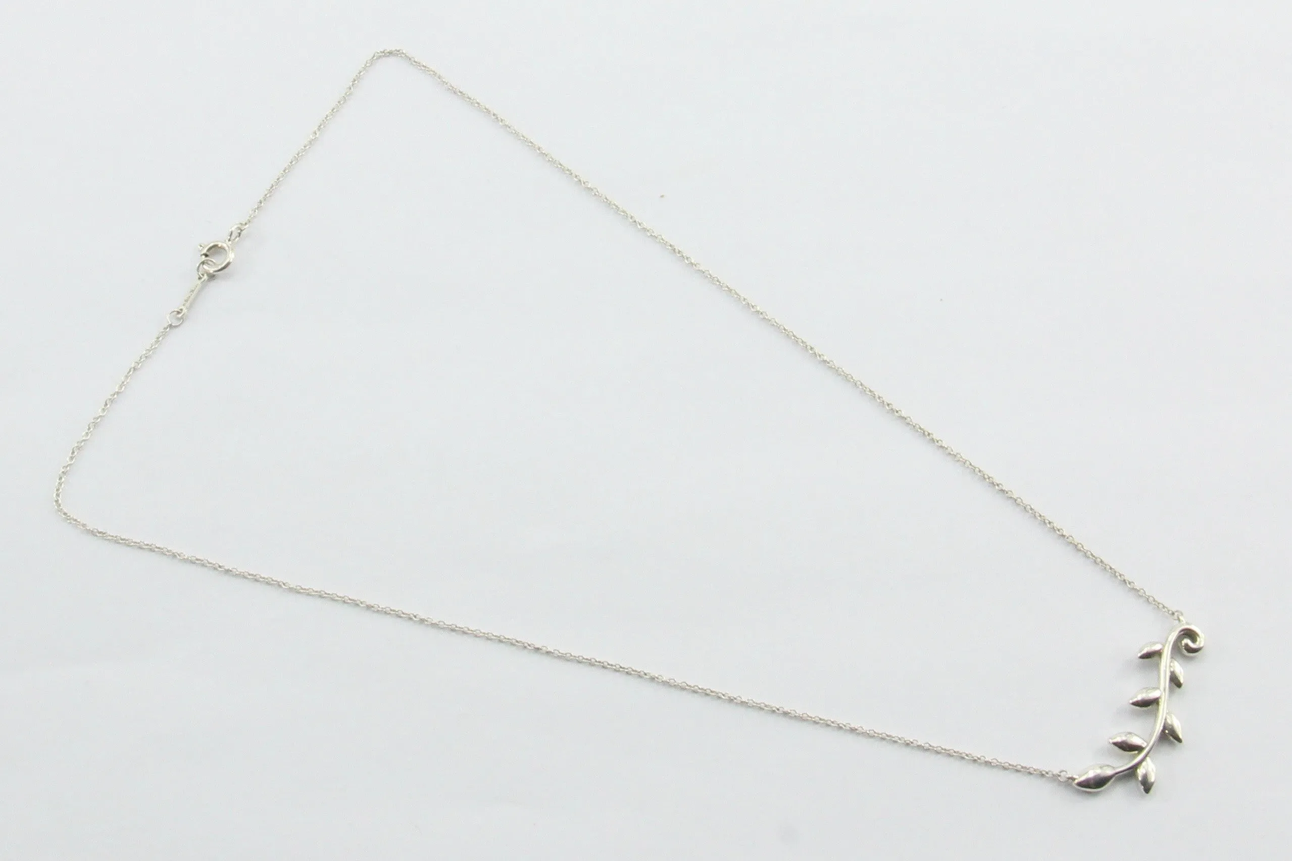 Tiffany & Co Paloma Picasso Sterling Silver Olive Branch Necklace