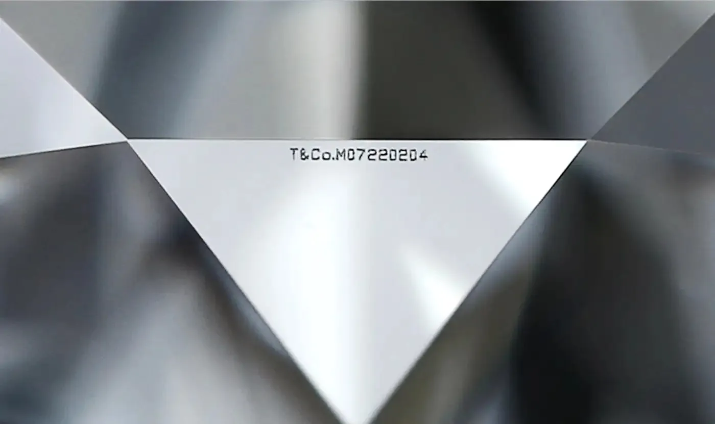 Tiffany and Co. Platinum Solitaire Round Diamond Engagement Ring 1.05 FVS2