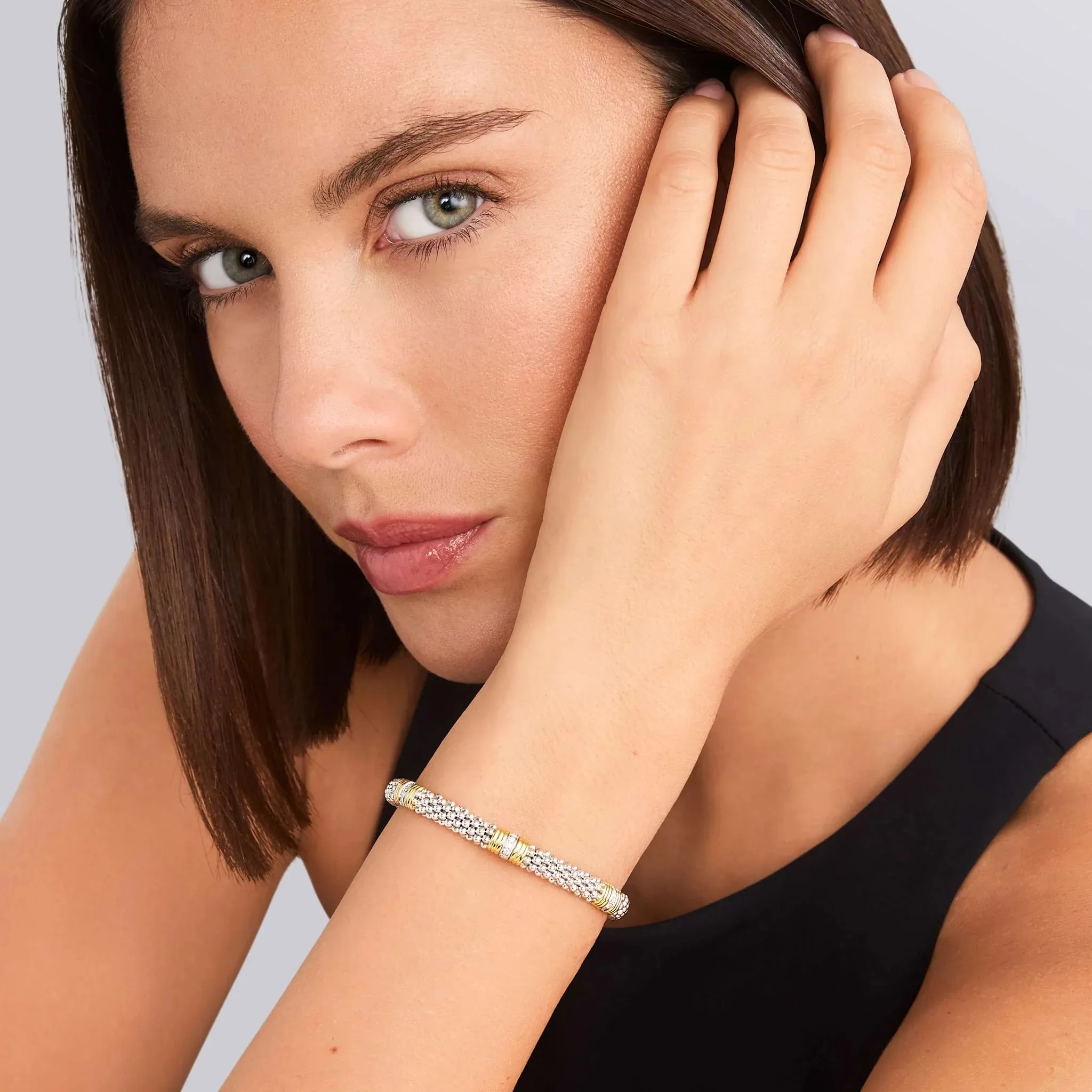 Triple Diamond Station Caviar Bracelet | 6mm