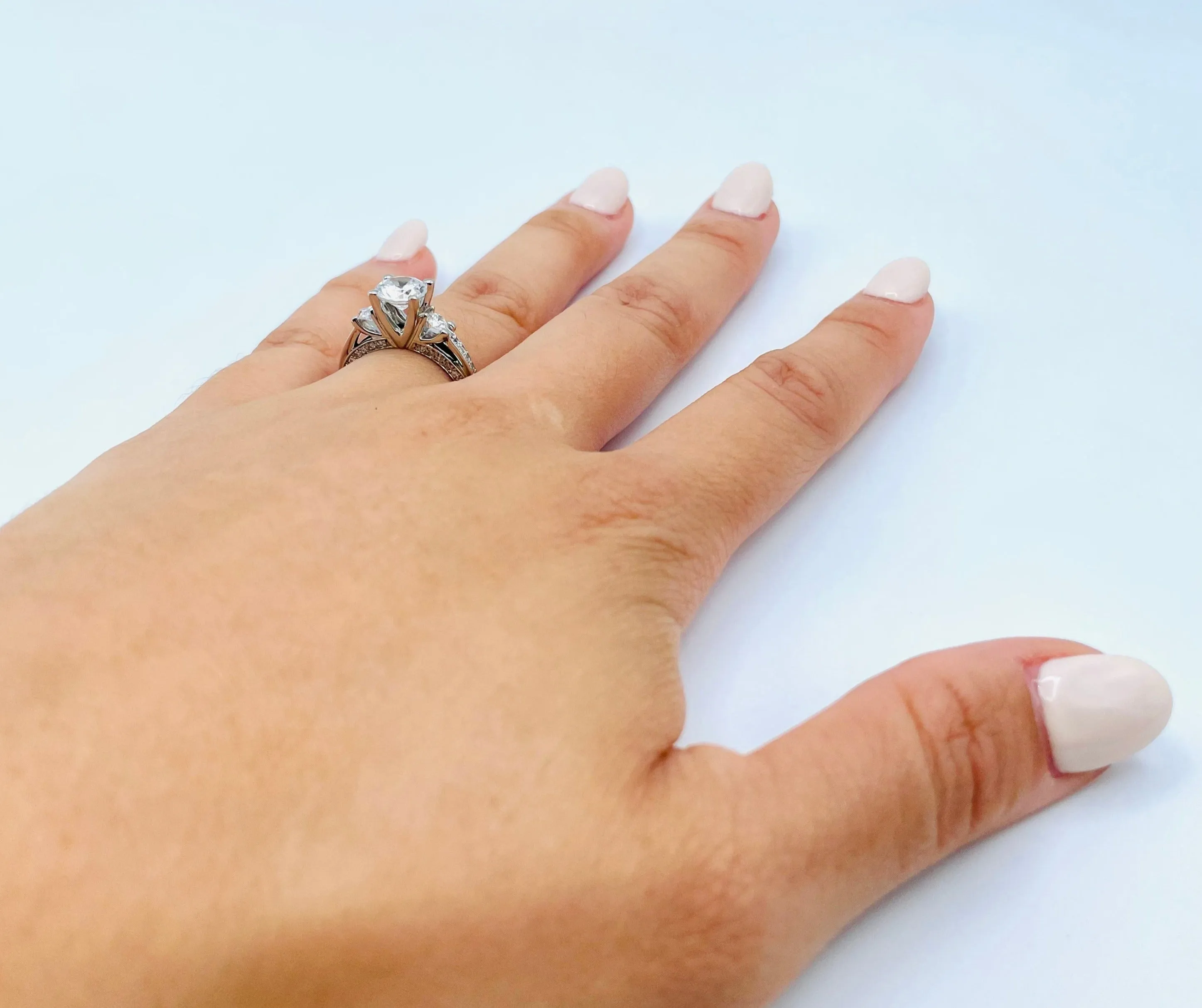 Verragio Classico Collection Ladies Round Cut Platinum Engagement Ring