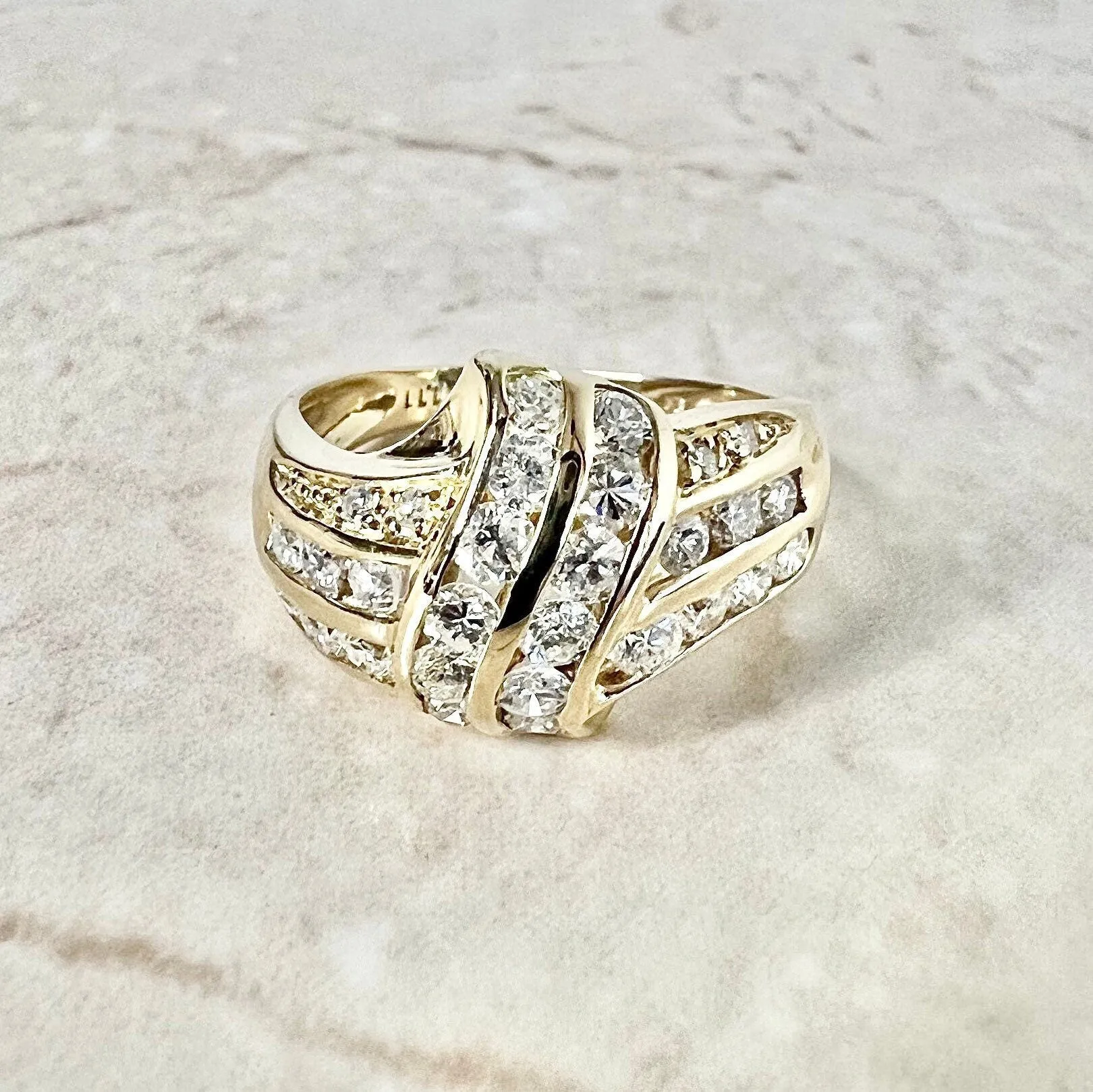 Vintage 18 Karat Yellow Gold 1.11 Carat Diamond Cocktail Ring