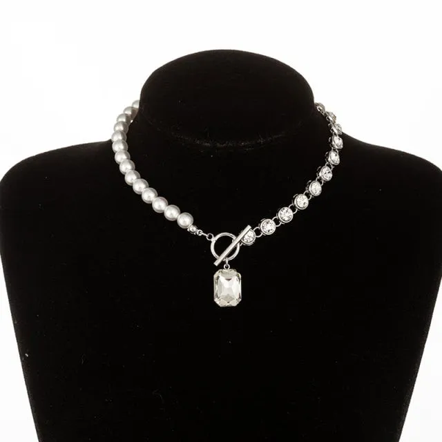Vintage Baroque Irregular Pearl Lock Chains Necklace Geometric Aangel Pendant Love Necklaces for Women Punk Jewelry