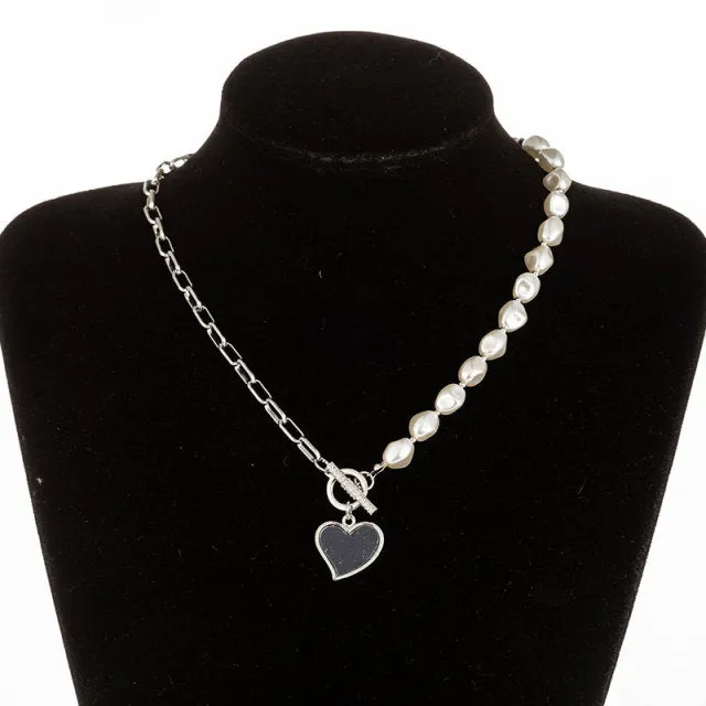 Vintage Baroque Irregular Pearl Lock Chains Necklace Geometric Aangel Pendant Love Necklaces for Women Punk Jewelry