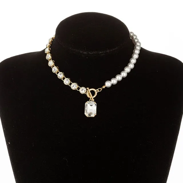 Vintage Baroque Irregular Pearl Lock Chains Necklace Geometric Aangel Pendant Love Necklaces for Women Punk Jewelry