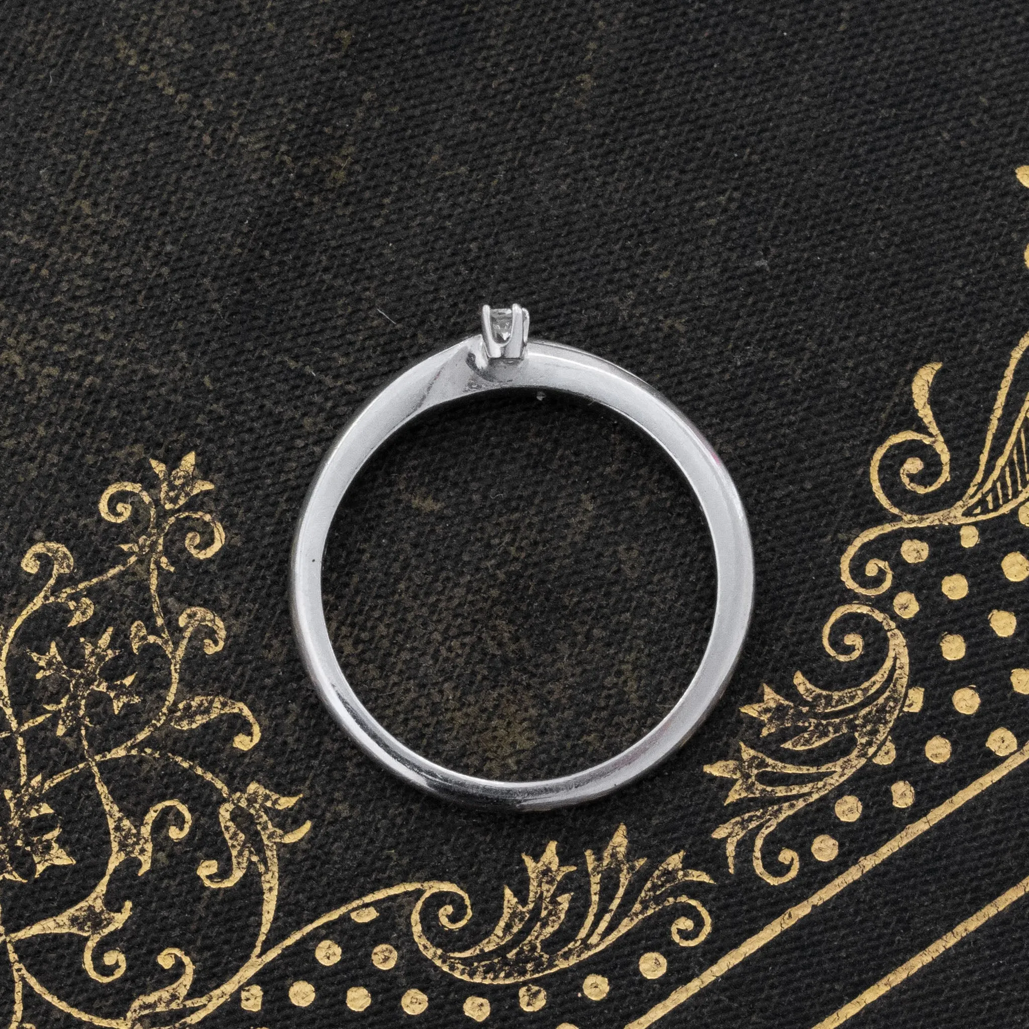 Vintage Diamond Dot Wedding Band