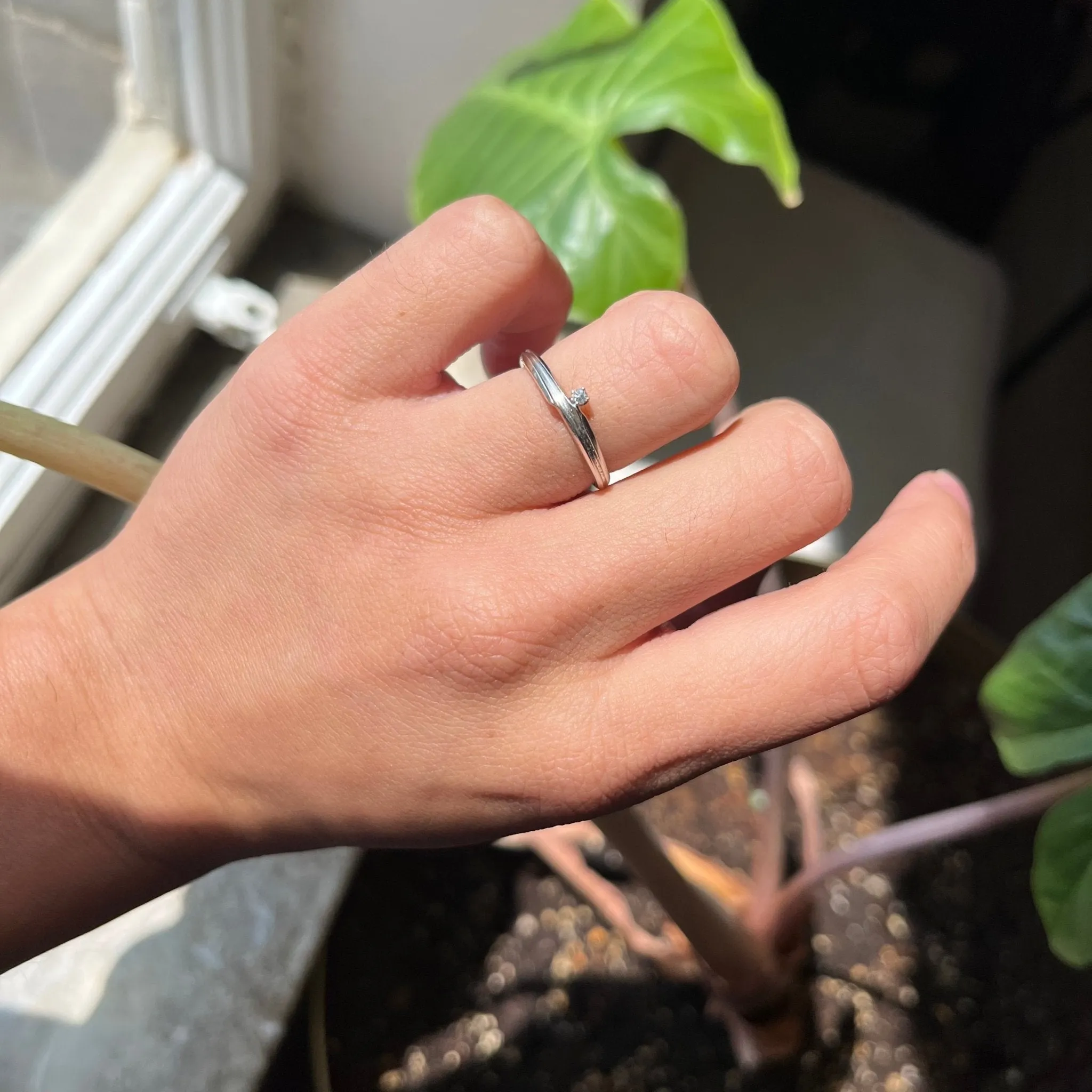Vintage Diamond Dot Wedding Band