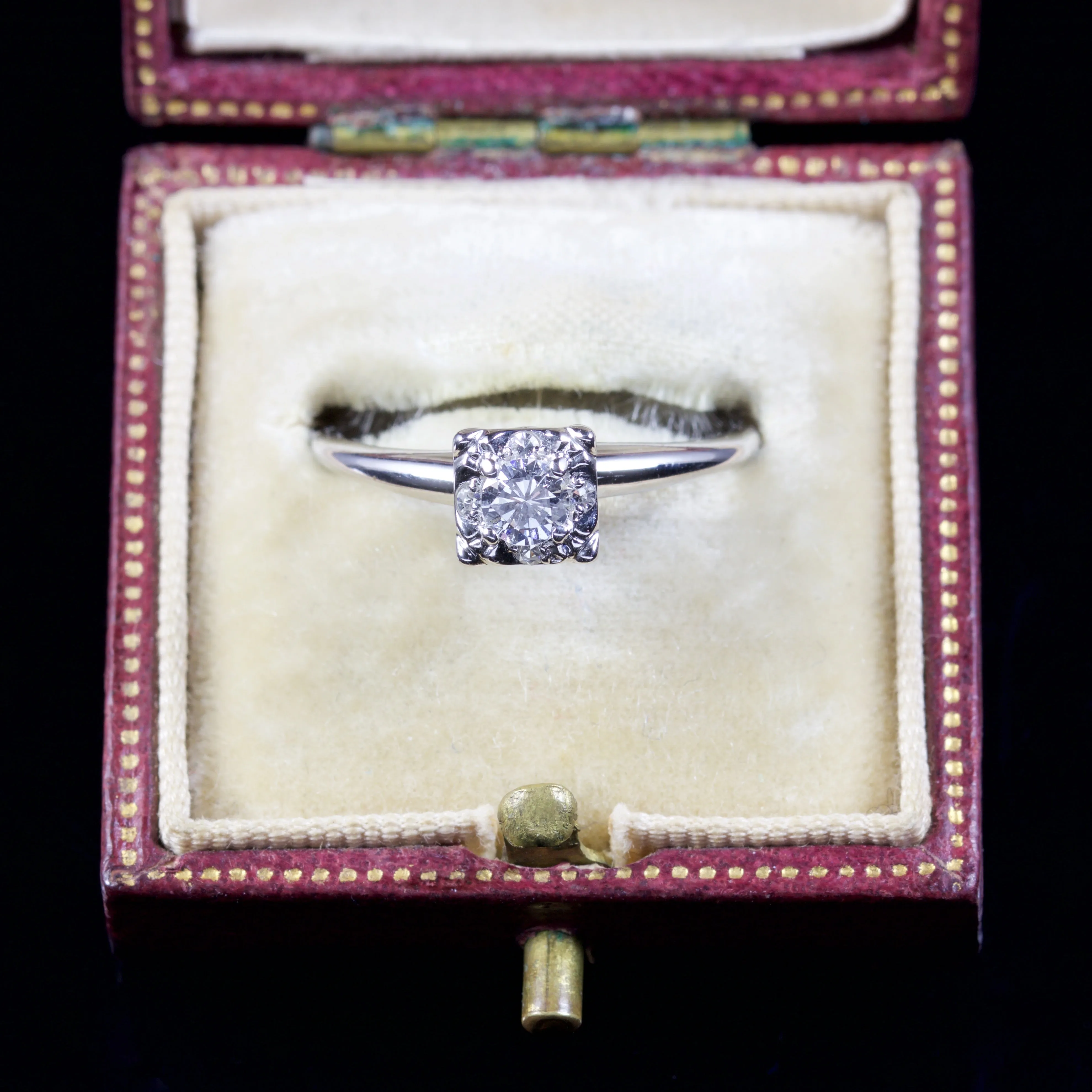 Vintage Diamond Solitaire Ring 18Ct Engagement Ring Circa 1940