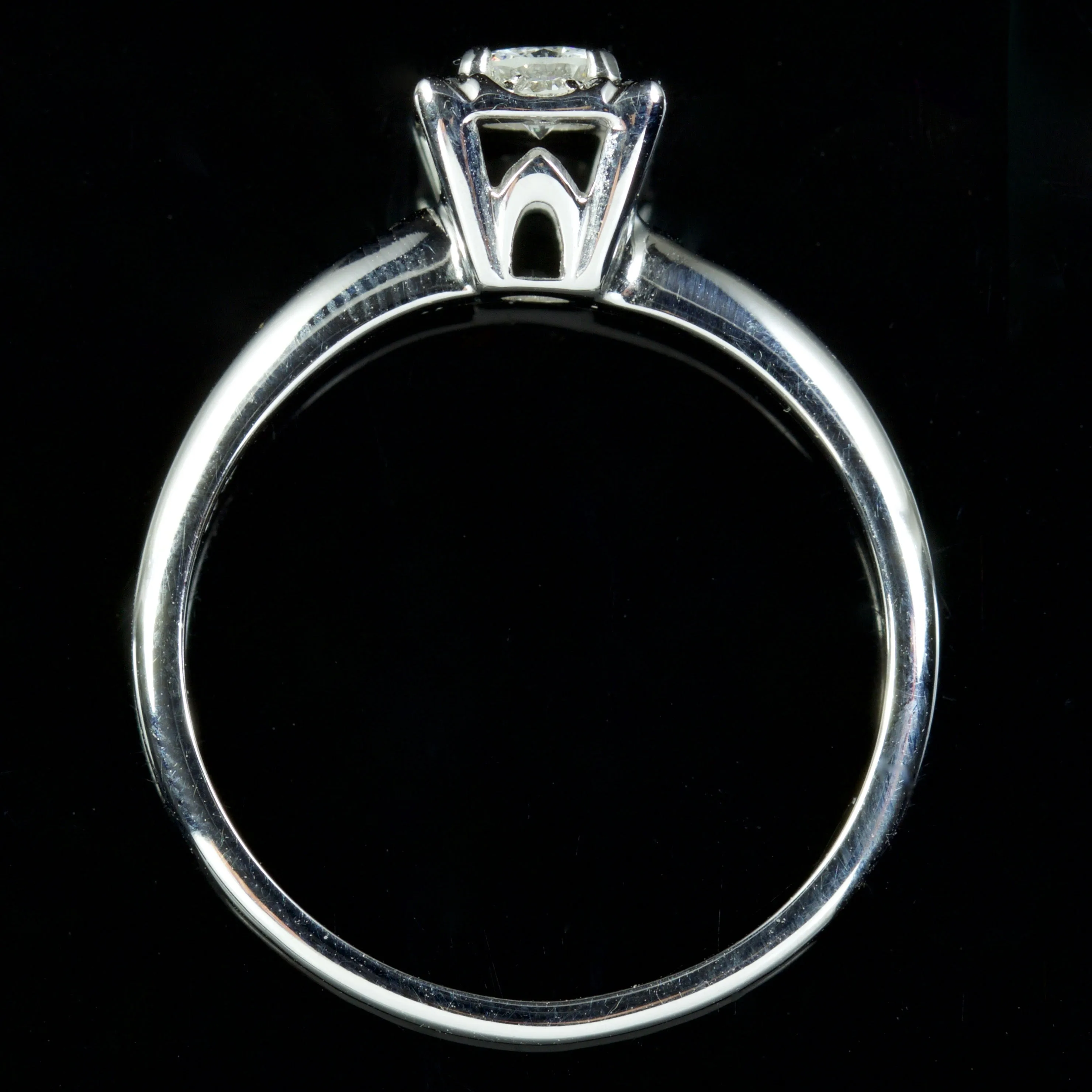 Vintage Diamond Solitaire Ring 18Ct Engagement Ring Circa 1940