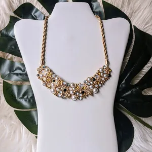 Vintage - Pearl and Stone Necklace