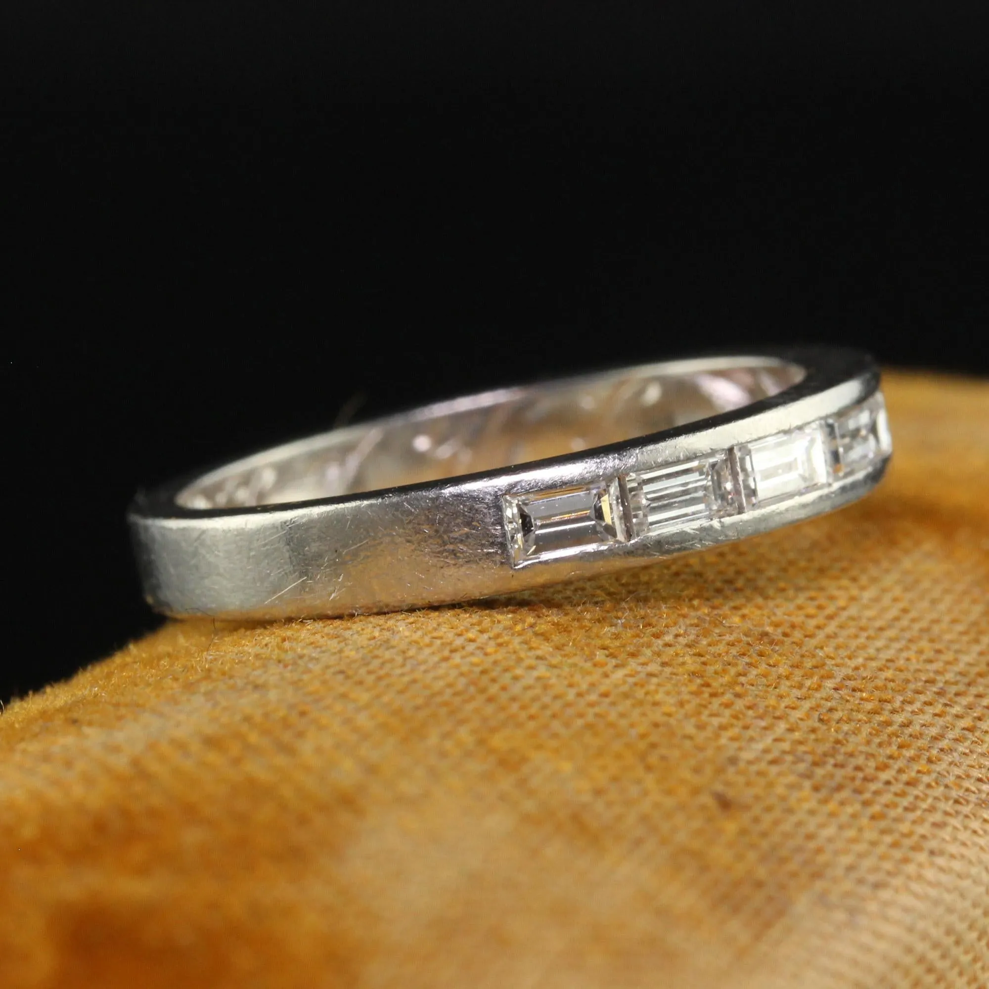 Vintage Retro Platinum Baguette Diamond Engraved Wedding Band - Size 7 1/4