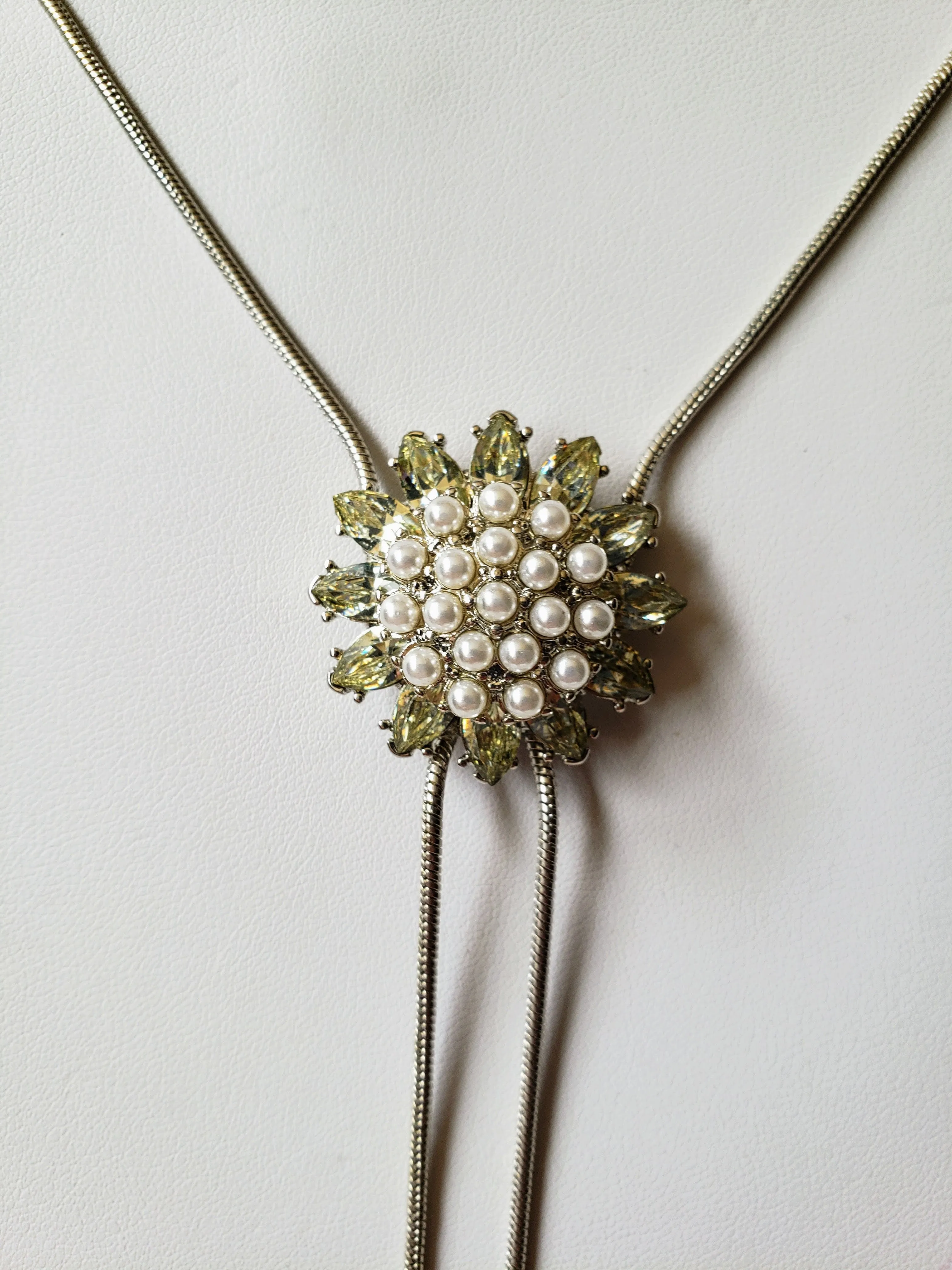 Vintage - Silver Rhinestone and Pearl Bolo Necklace